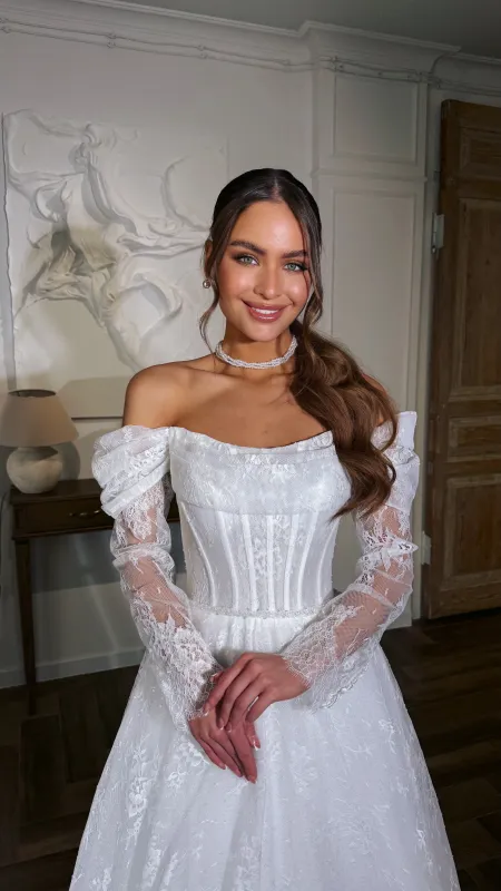 Свадебное платье Дарнилия